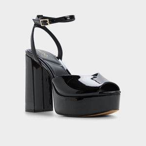 Monnae / Heeled Sandals