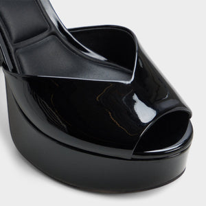 Monnae / Heeled Sandals