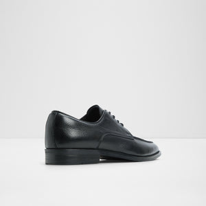 Black Montcourt Men Footwear