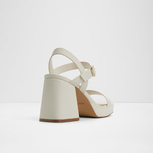 Montse / Heeled Sandals