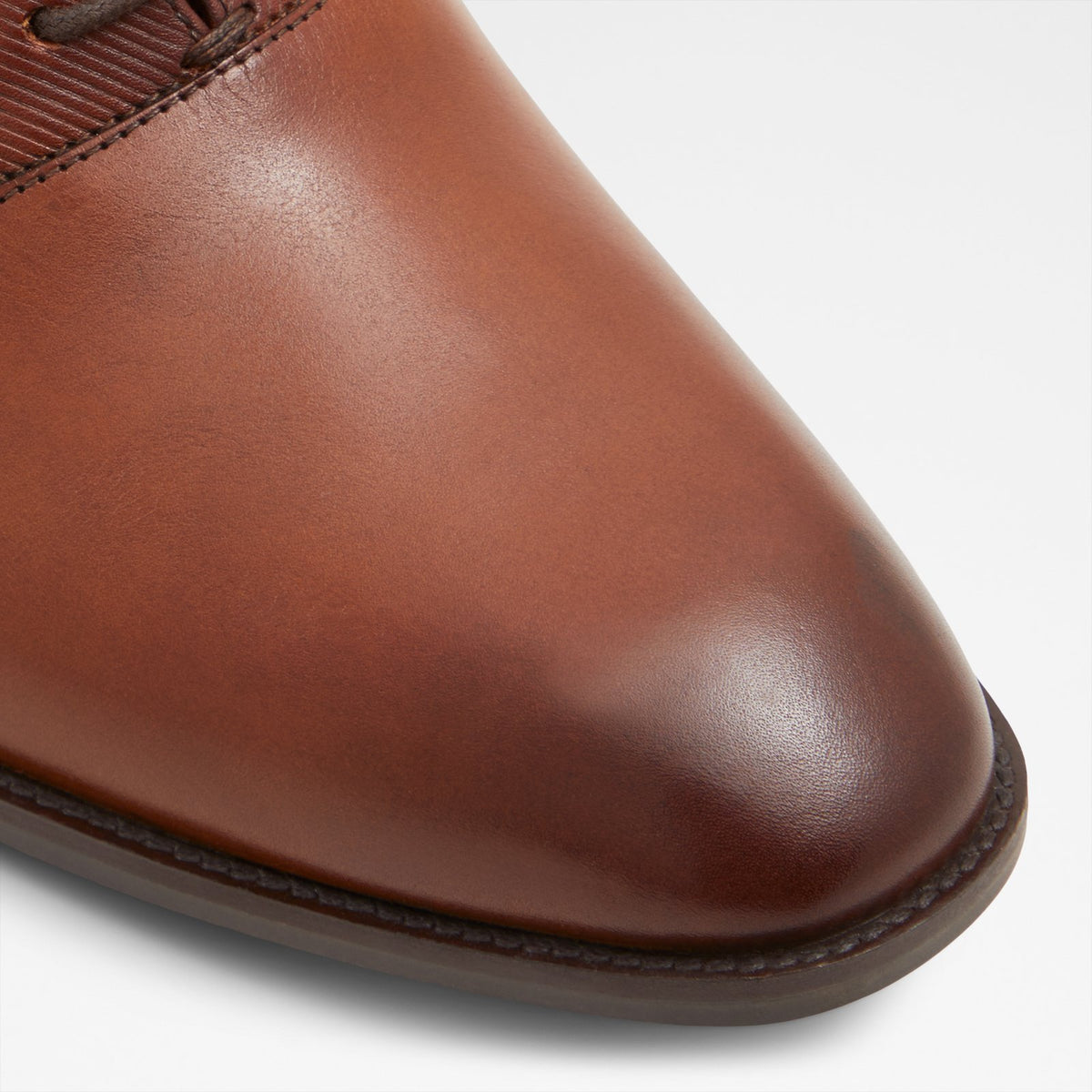 Morio / Lace Ups