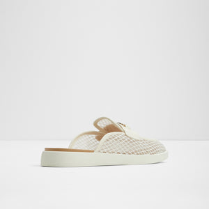 Myrelia / Clogs & Mules