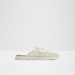 Myrelia / Clogs & Mules
