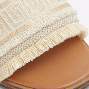 Nalani / Flat Sandals