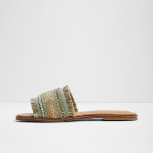 Nalani / Flat Sandals