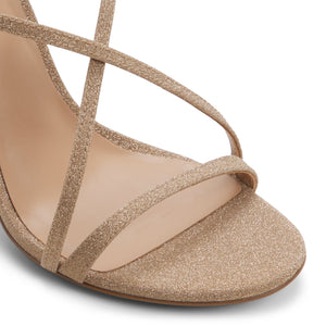Nalanii / Heeled Sandals