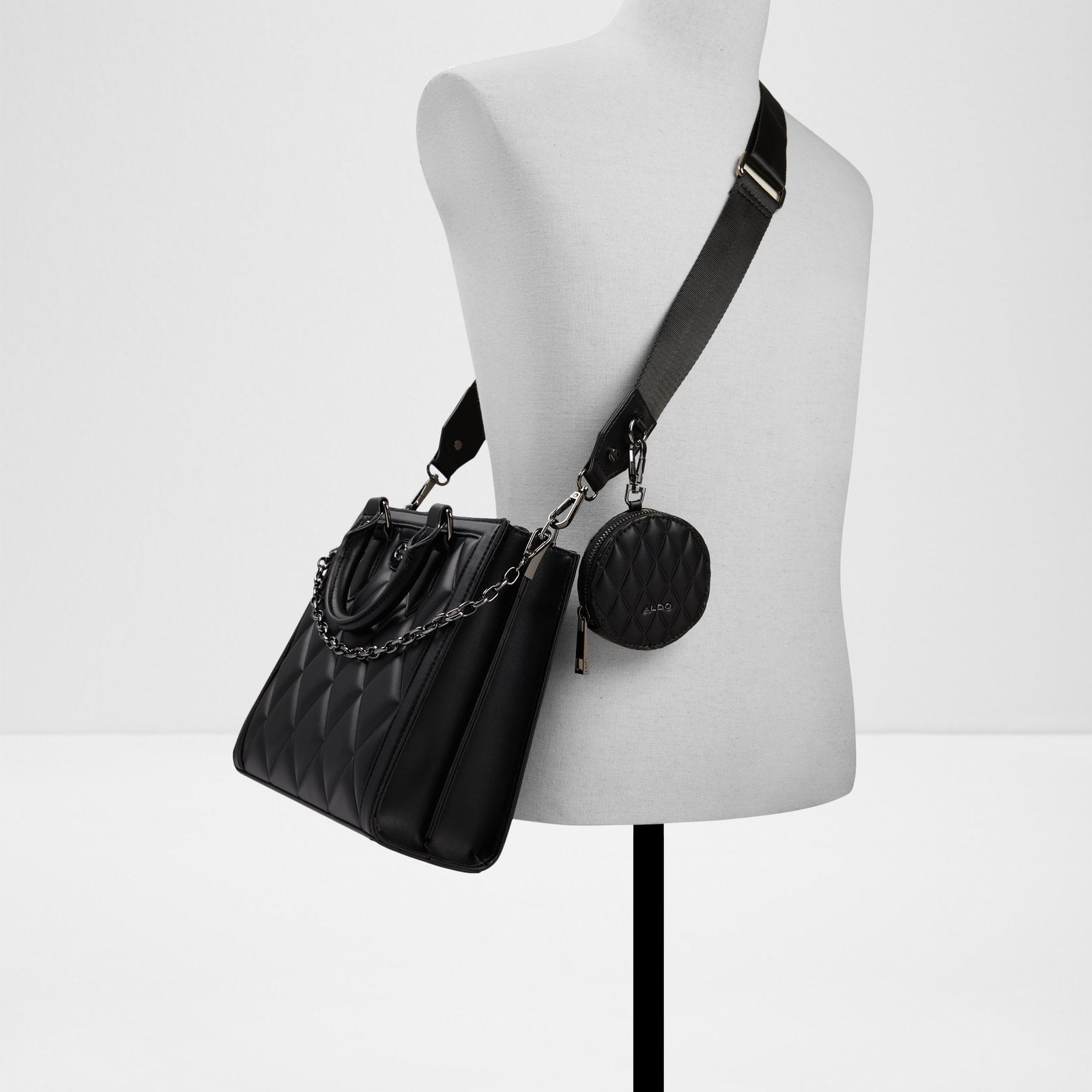 Namari / Satchel