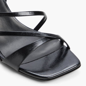 Naura \ Heeled Sandals