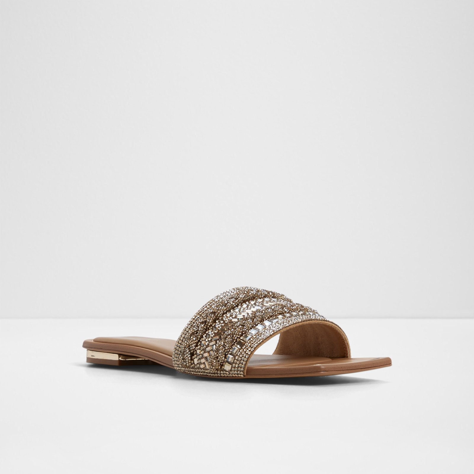 Navalia / Flat Sandals