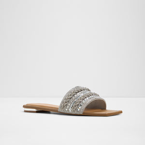 Navalia / Flat Sandals