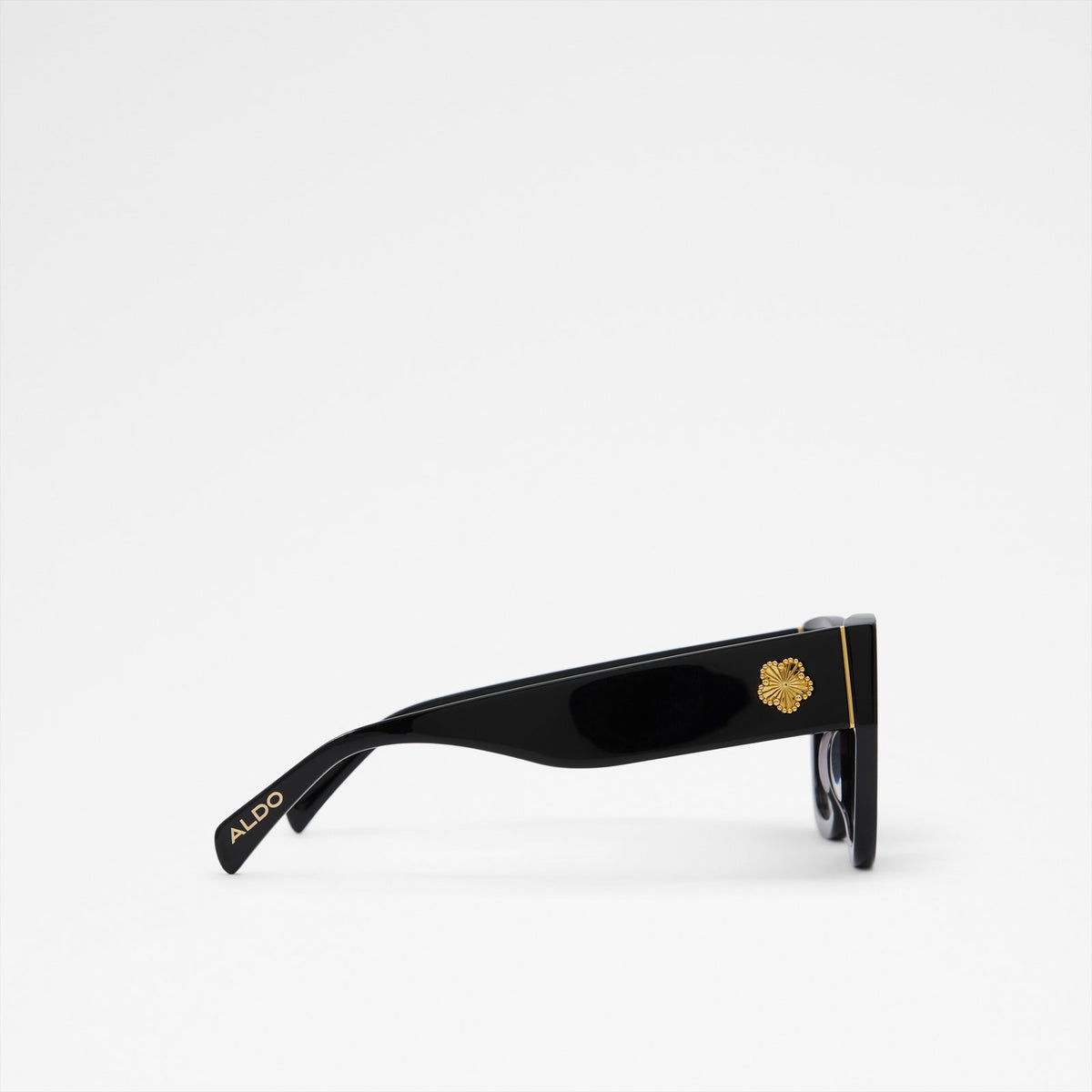 Nicole-B / Sunglasses