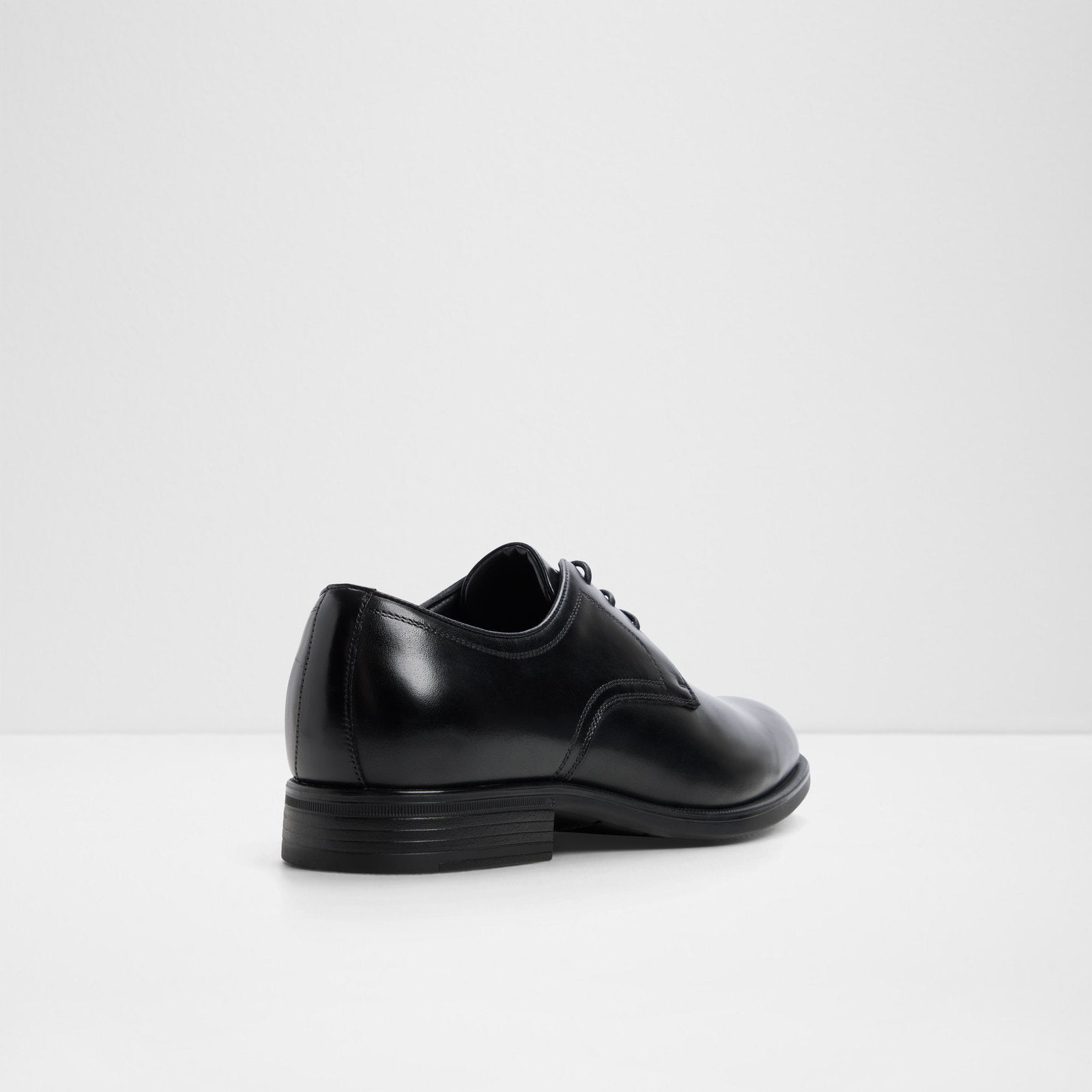 Nikolai / Lace Ups