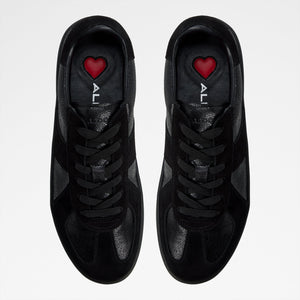 Nikolas / Sneakers