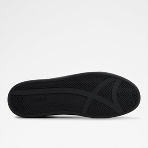 Nikolas / Sneakers