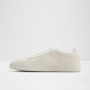 Nikolas / Sneakers