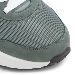 Nimbuss / Sneakers