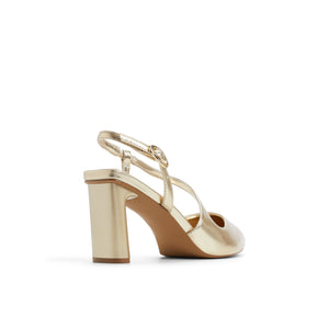 Novaah  /  Heeled Shoes