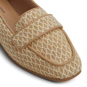 Nyllah  /  Loafers