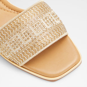 Oceania / Flat Sandals