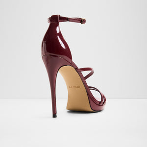 Odella / Heeled Sandals