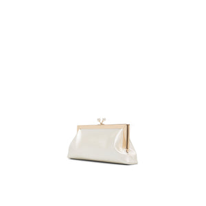 Odettee / Clutch