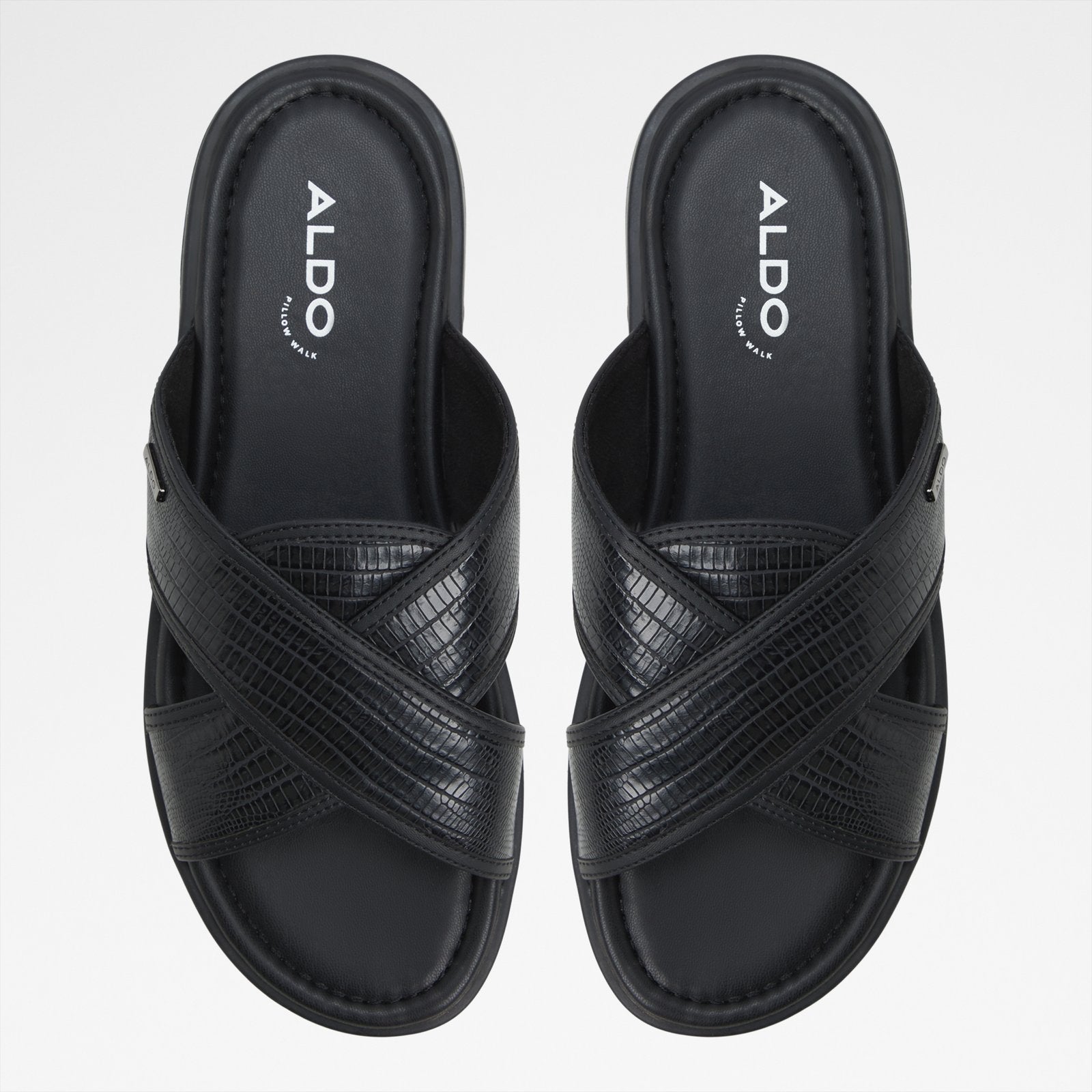Olino / Flat Sandals