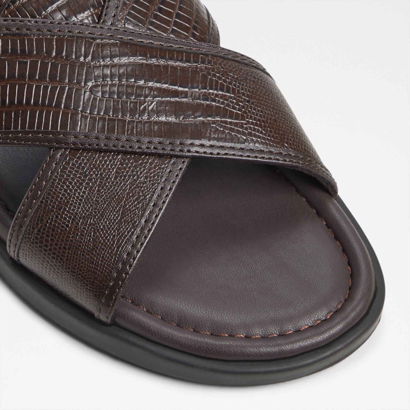 Olino / Flat Sandals