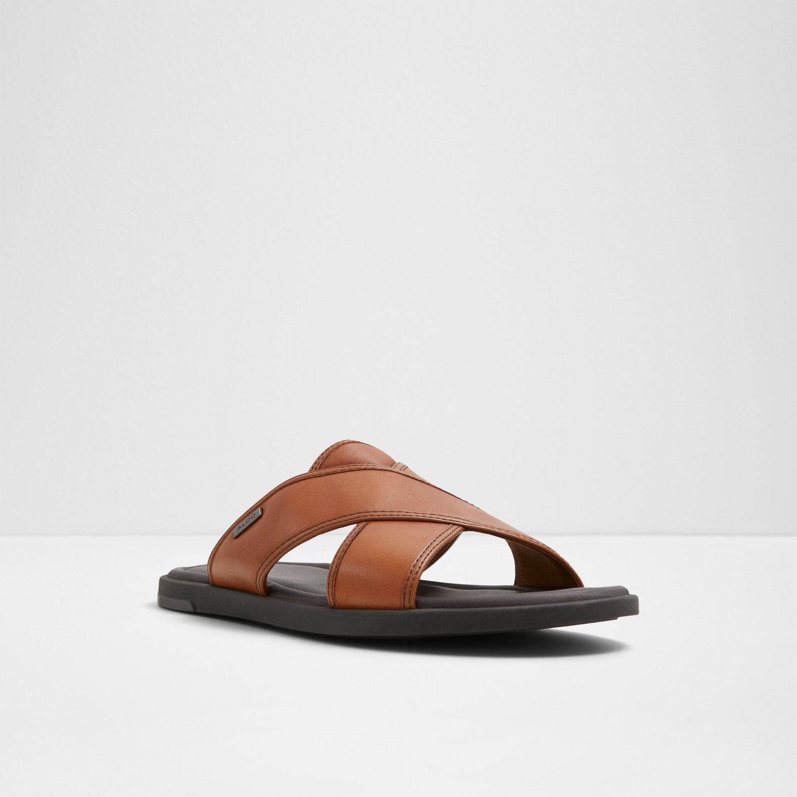 Olino / Flat Sandals