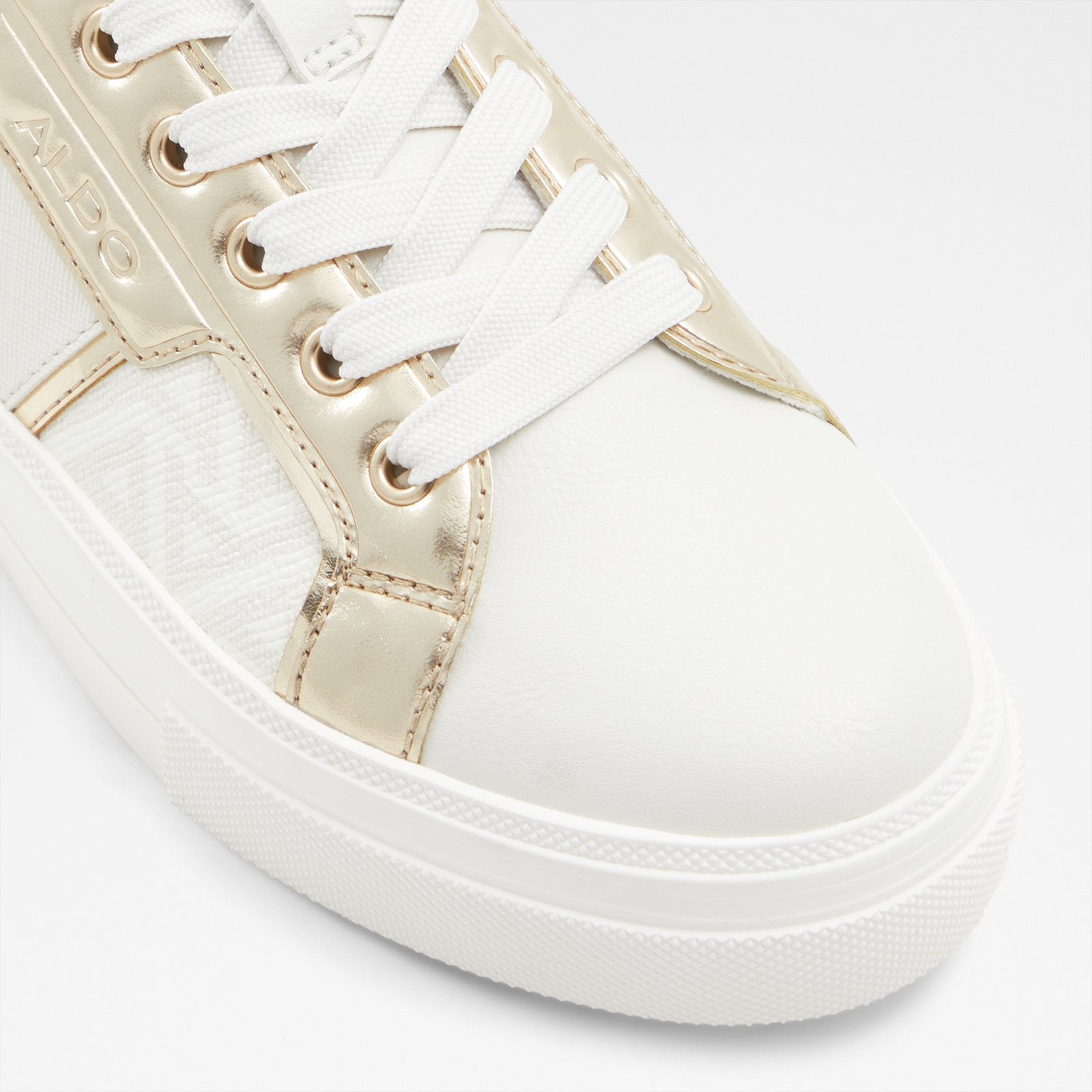 Onirasean / Sneakers