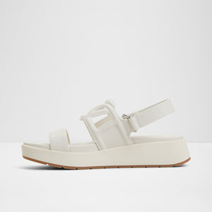 Onuvia / Flat Sandals
