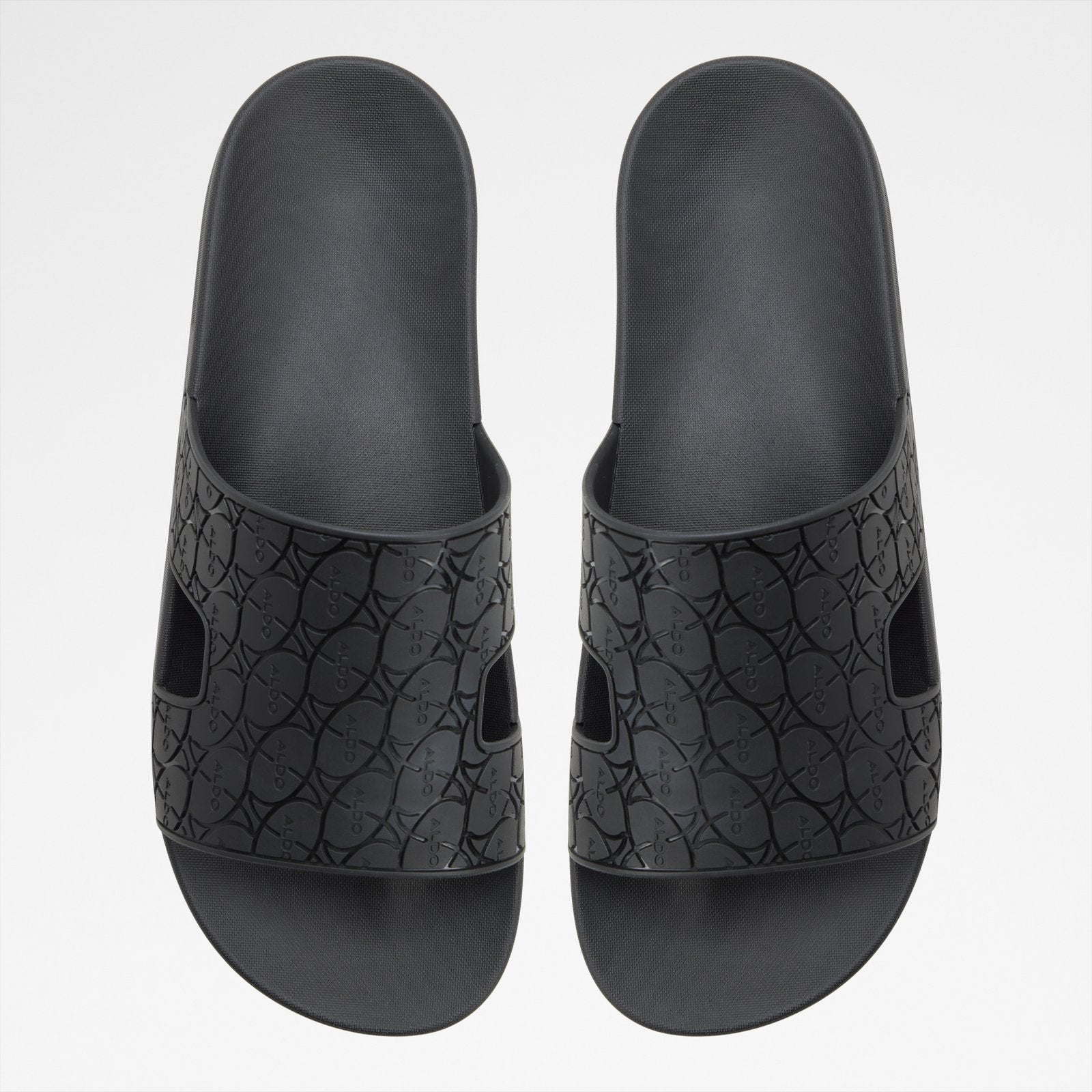 Oskar / Flat Sandals