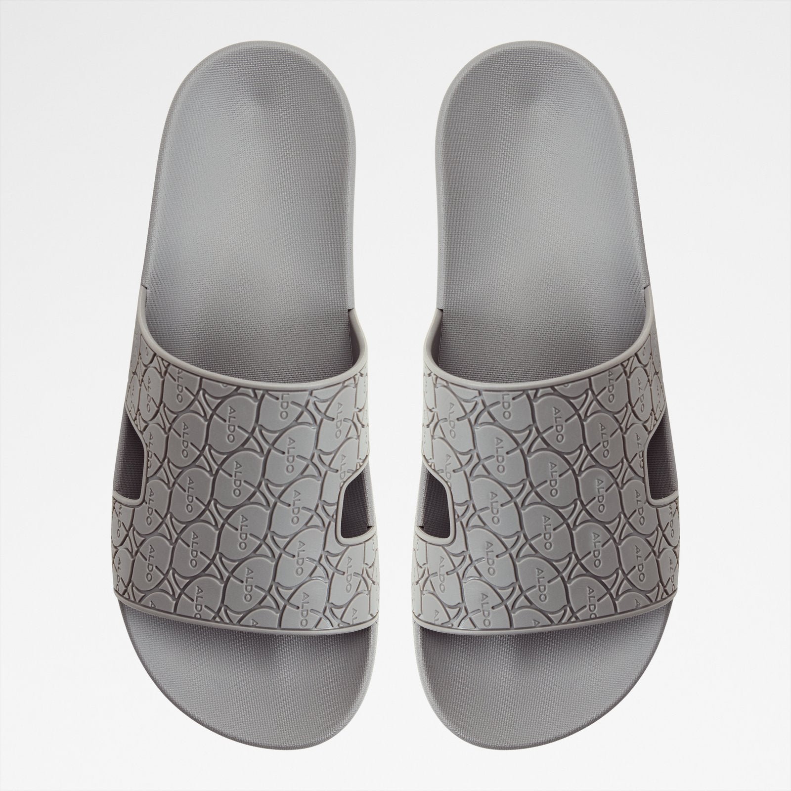 Oskar / Flat Sandals