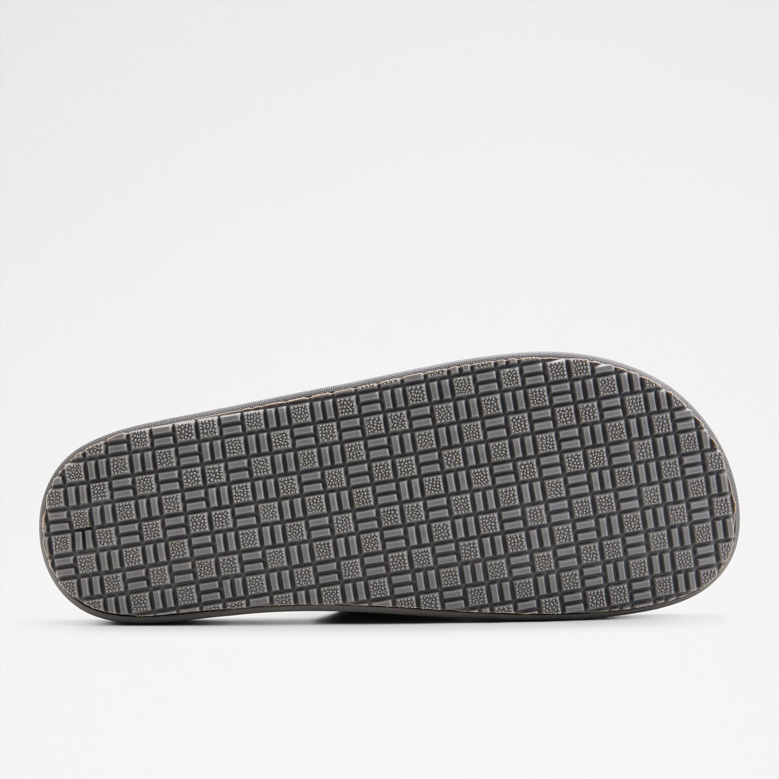 Oskar / Flat Sandals