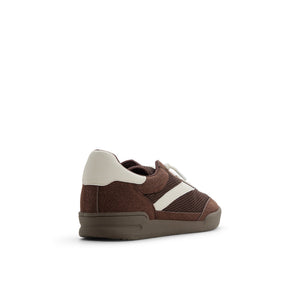 Pamona / Sneakers