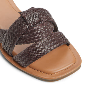 Paullah / Flat Sandals