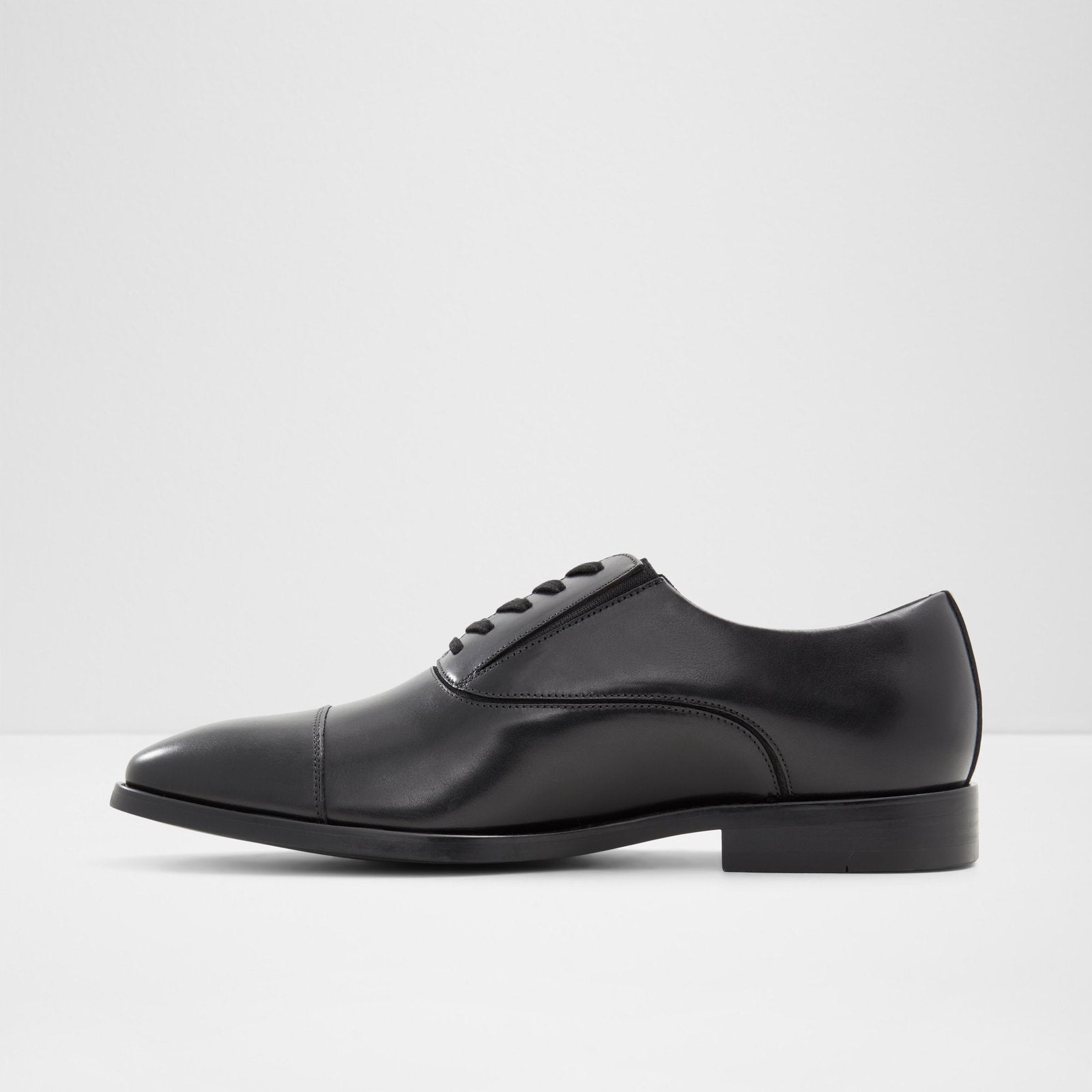 Paxley / Lace Ups