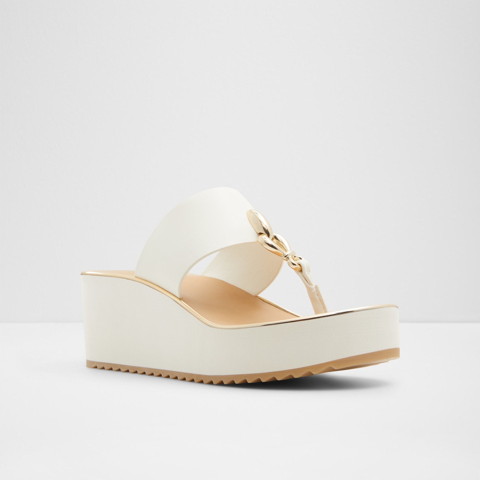 Penelopy / صنادل شاطئ