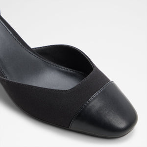 Pensarn / Heeled Shoes