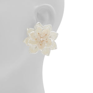 Petalpearl / Statement Earrings