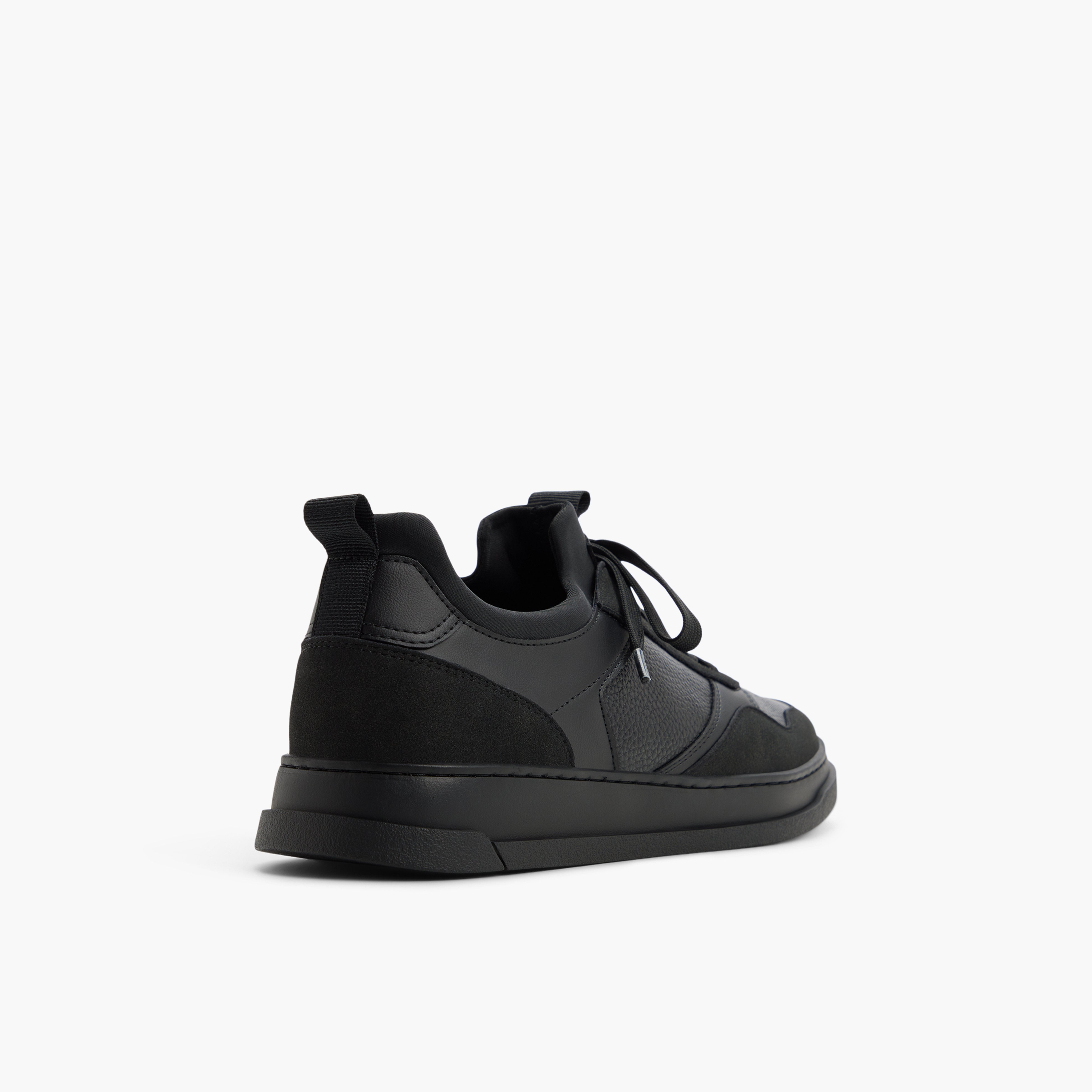 Petronas \ Sneakers