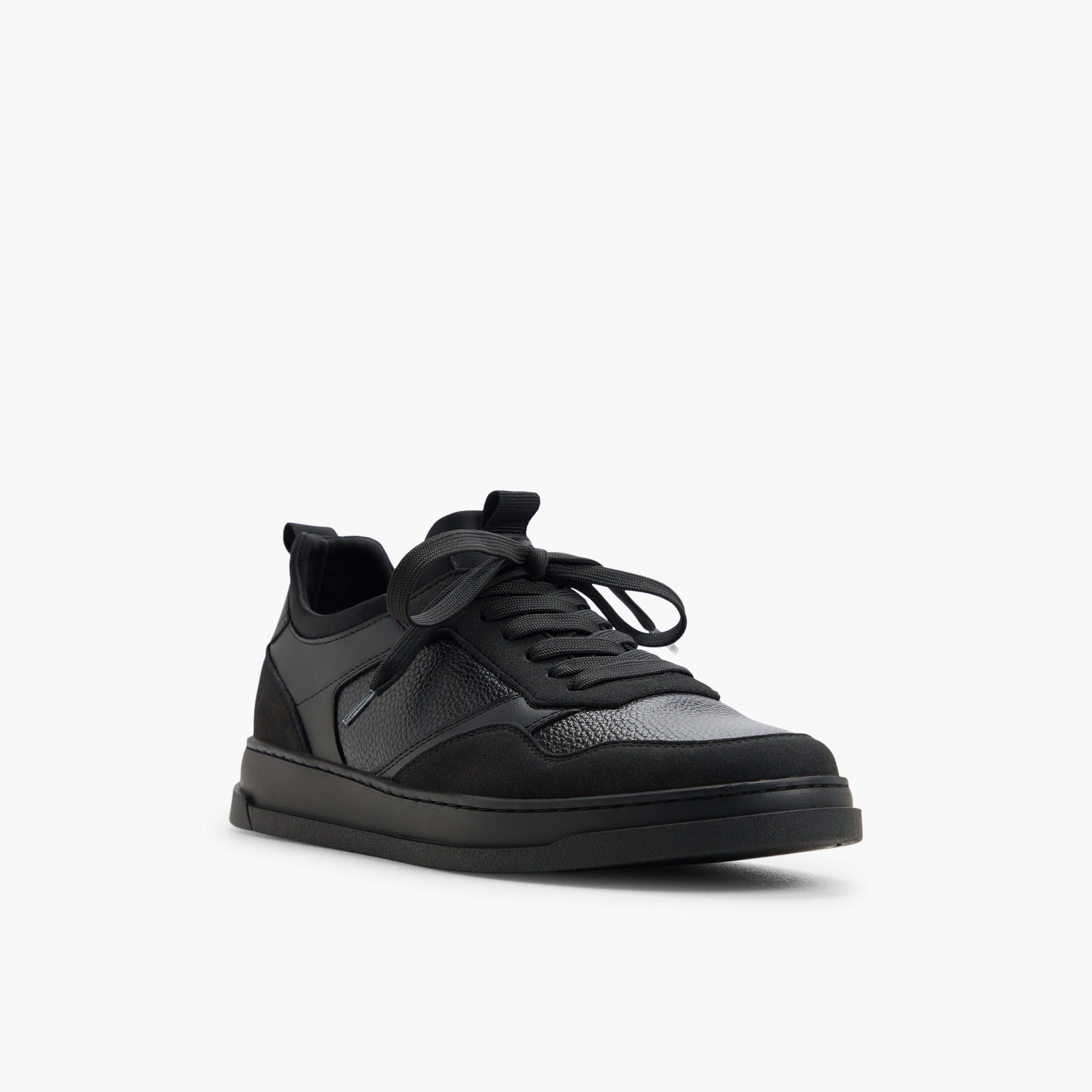 Petronas \ Sneakers