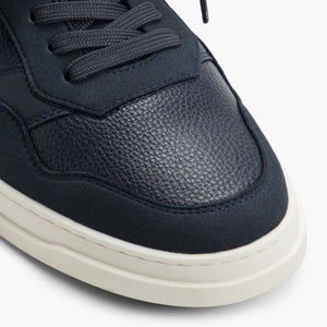 Petronas \ Sneakers