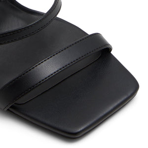 Peytonn / Heeled Sandals