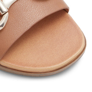 Phoeniix / Flat Sandals