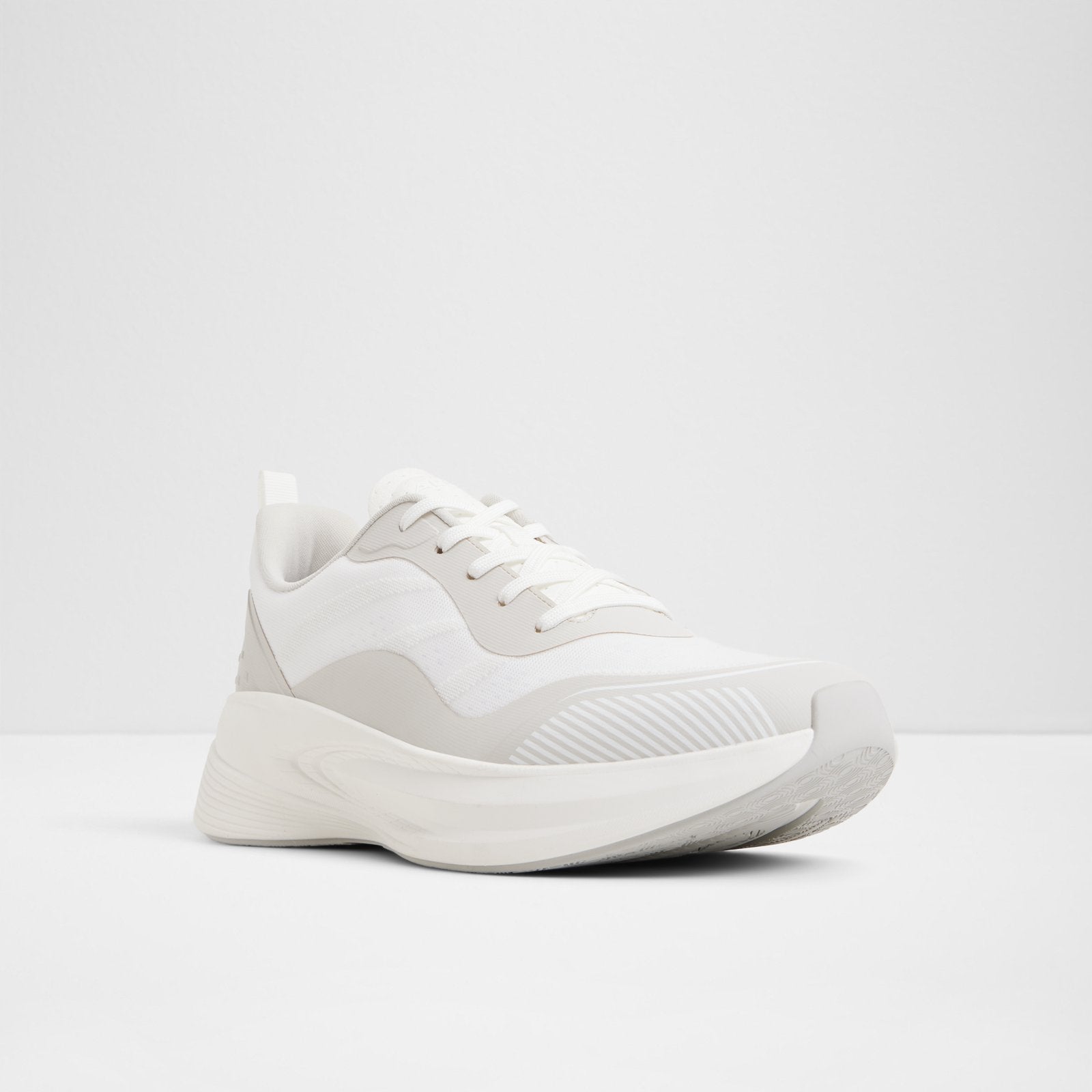 Pillowsnkr-M / Sneakers