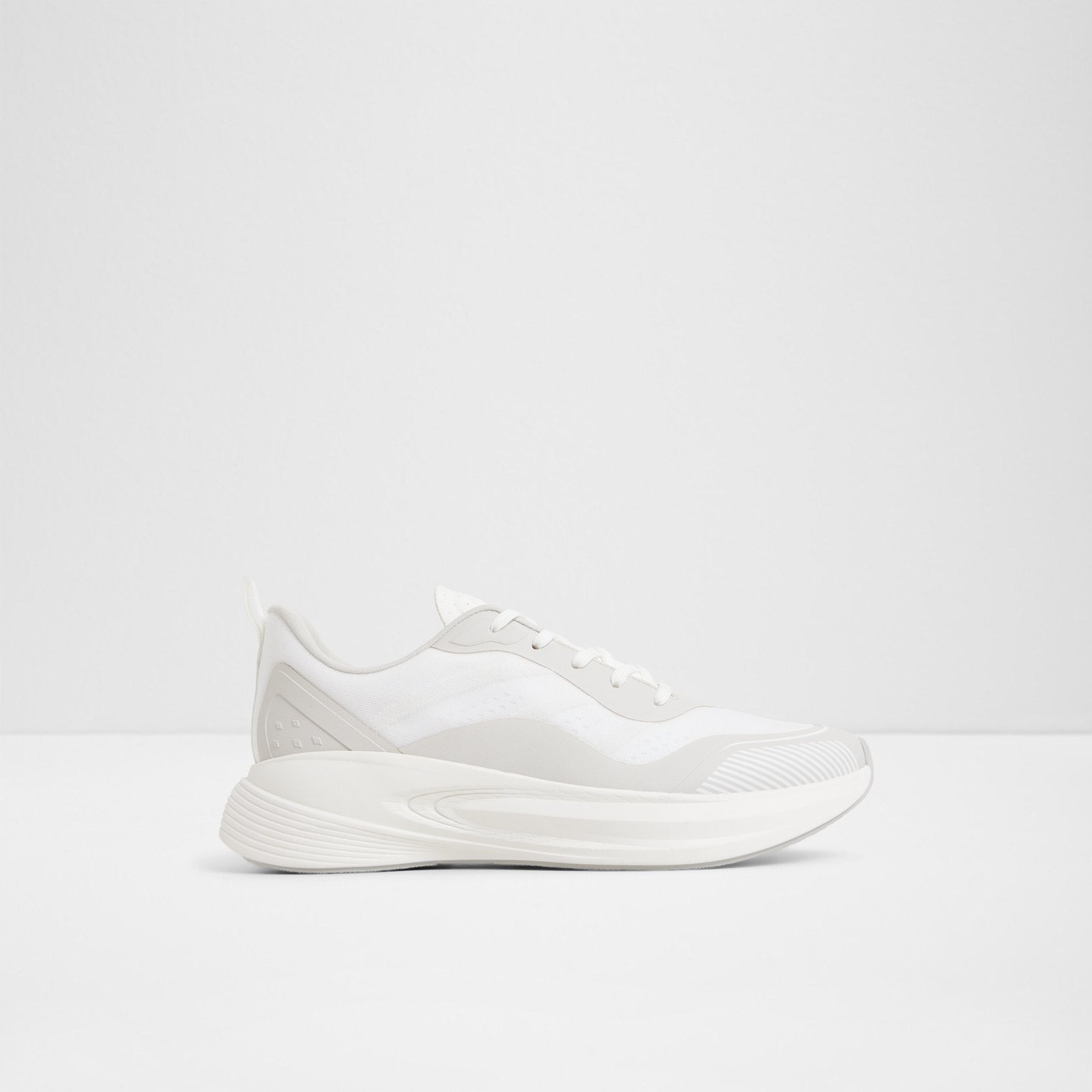 Pillowsnkr-M / Sneakers