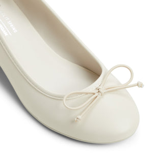 Ice Poiise Ladies Footwear