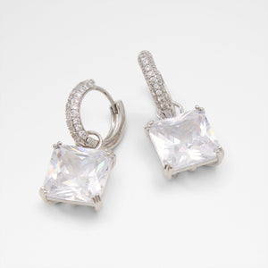 Prettey / Earrings
