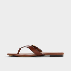 Leonnia / Flat Sandals