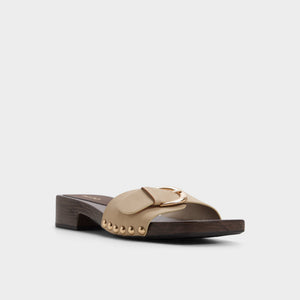 Alloria / Heeled Sandals